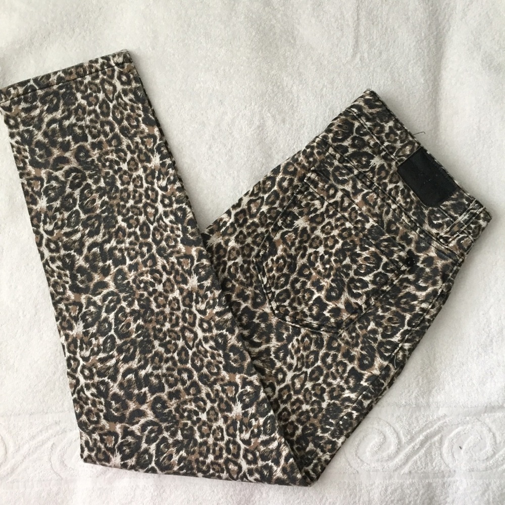 NWOT Leopard Print Low Rise Skinny Jeans 🐆